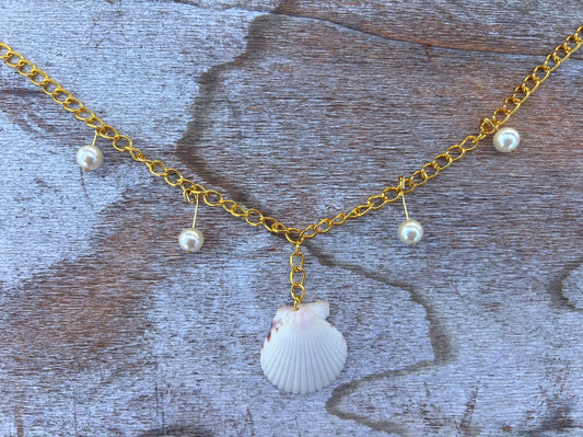 White Scallop Necklace with dangling pearls