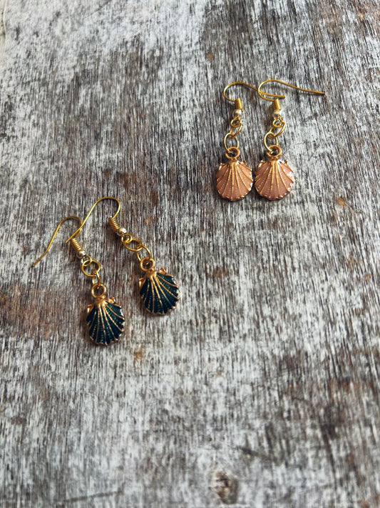 Scallop Charm Earrings