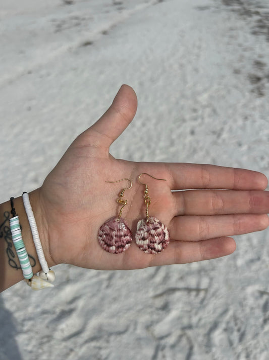 Scallop Dangles Earrings