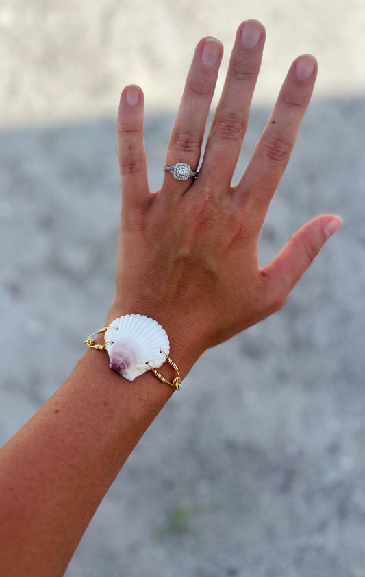 Wired White Scallop Bracelet